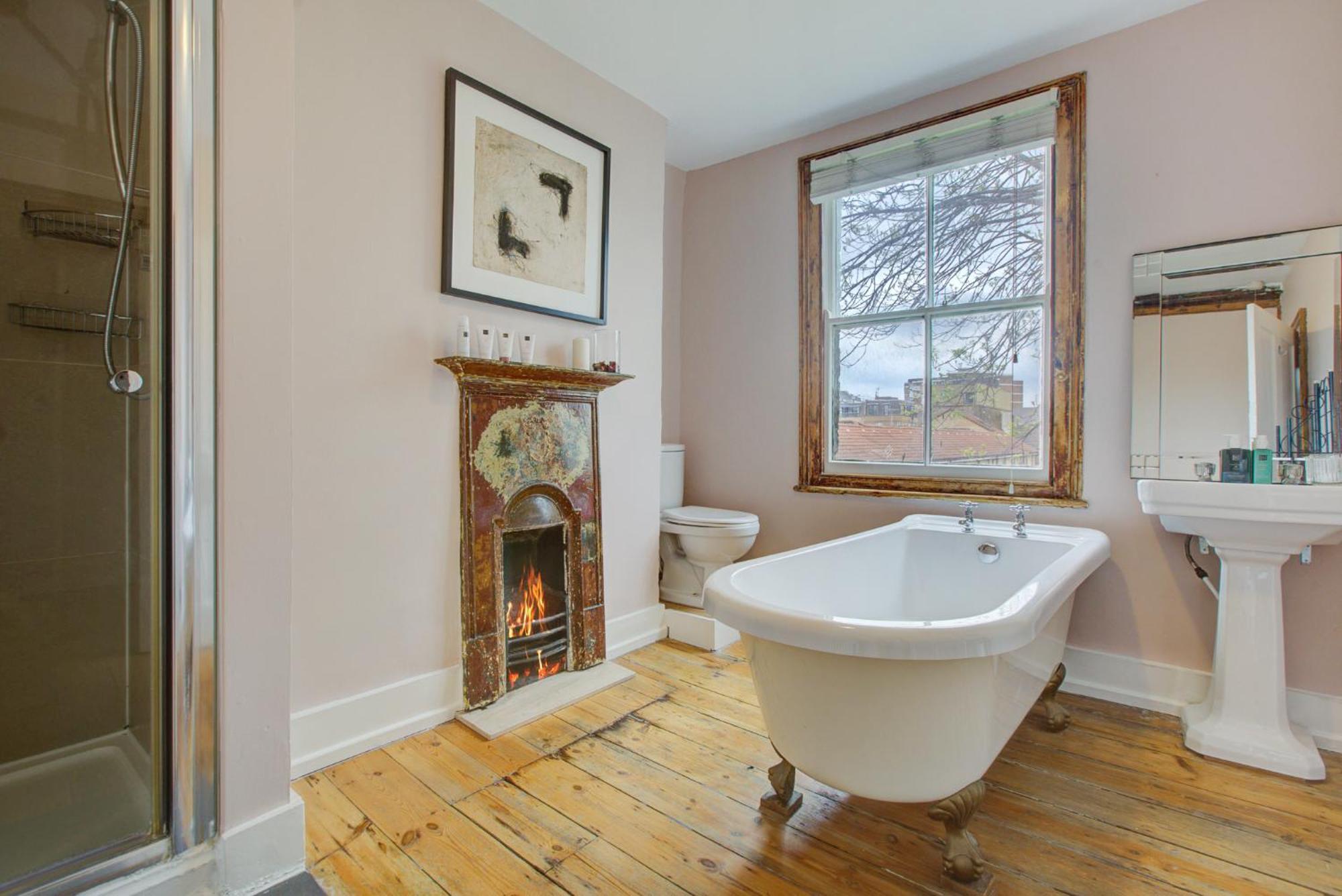 Appartamento Elegant Georgian 3 Bedroom Townhouse In The Heart Of Ideal For Families And Large Group Bookings *