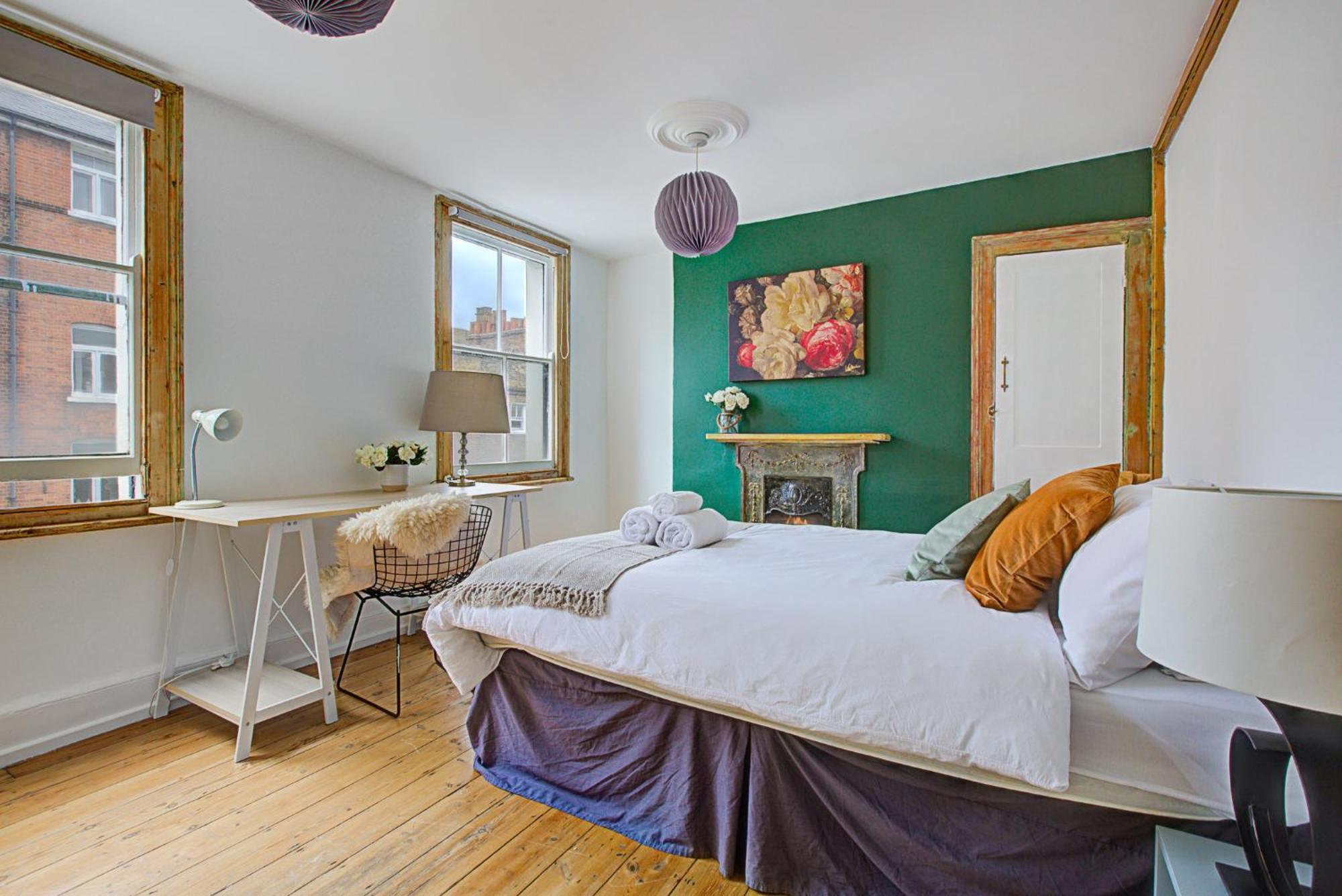 Elegant Georgian 3 Bedroom Townhouse In The Heart Of Ideal For Families And Large Group Bookings * Londra